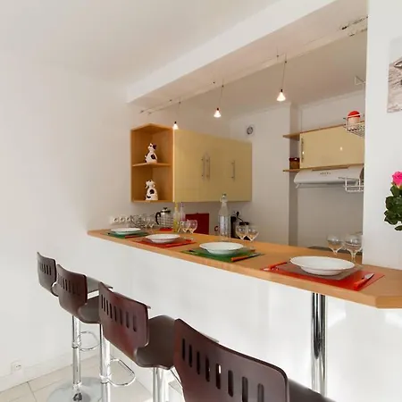 Apartment T3 Lumineux Et Confort De 54 M2 Avec Parking Privatif La Rochelle (Charente-Maritime)